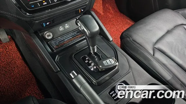 KG_Mobility_Ssangyong Rexton Новый Rexton Sport Khan Дизель 2.2 4WD — Фото автомобиля 9