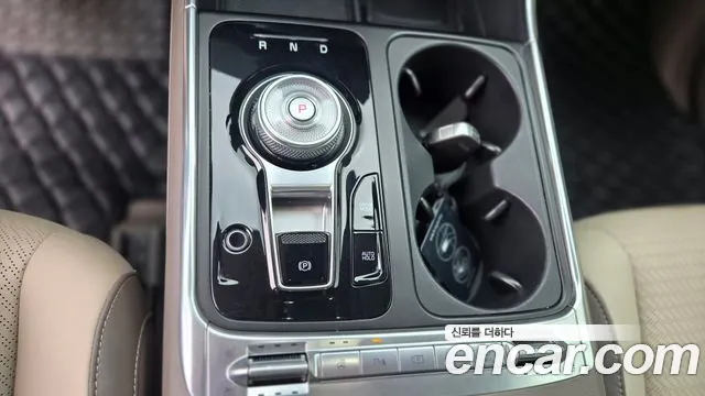 Kia Canival Новый Carnival 4 поколение Бензин 9 мест Signature — Фото автомобиля 12