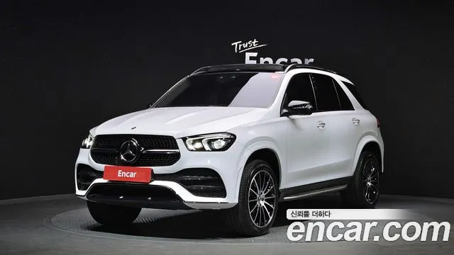 Фотография автомобиля — Mercedes-Benz GLE-Class