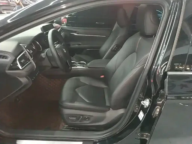 Toyota Camry 2021 2.0G Luxury Edition — Фото автомобиля 14