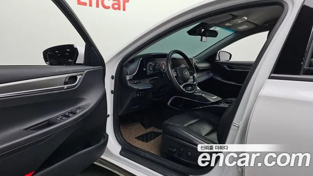 Hyundai Grandeur New — Фото автомобиля 10