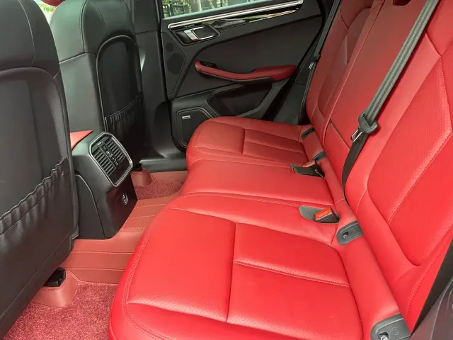 Porsche Macan — Фото автомобиля 12
