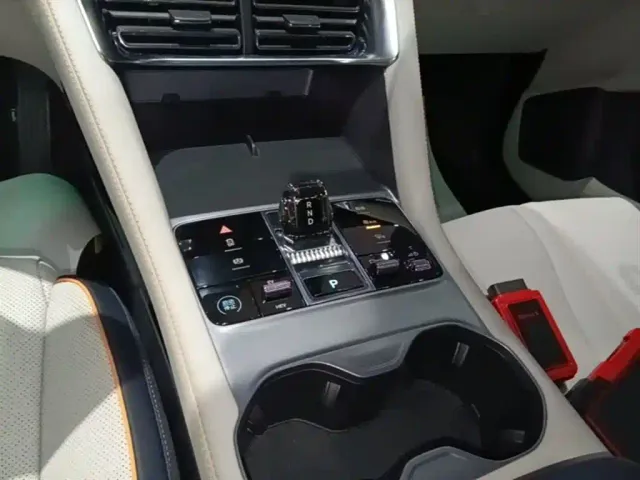 BYD Song PLUS — Фото автомобиля 13