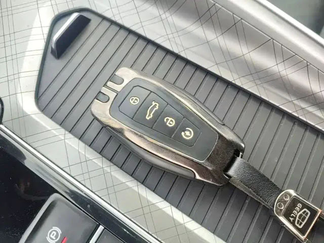 Geely Xingrui — Фото автомобиля 8