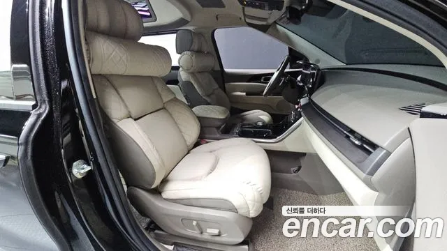 Kia Carnival 4th Gen — Фото автомобиля 16