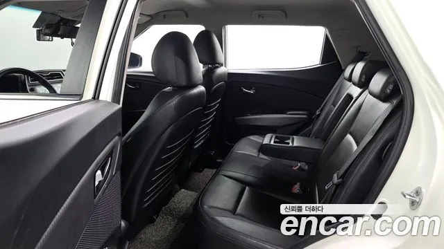 KG_Mobility_Ssangyong TIBOLI Very New Tivoli Бензин 1.5 2WD — Фото автомобиля 11