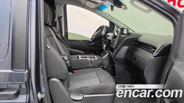 Hyundai Staria — Фото автомобиля 11