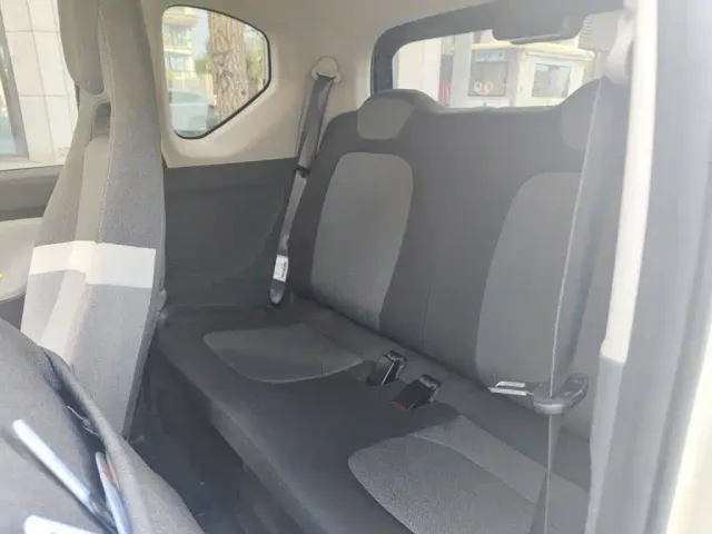 Wuling Hongguang Mini EV — Фото автомобиля 13