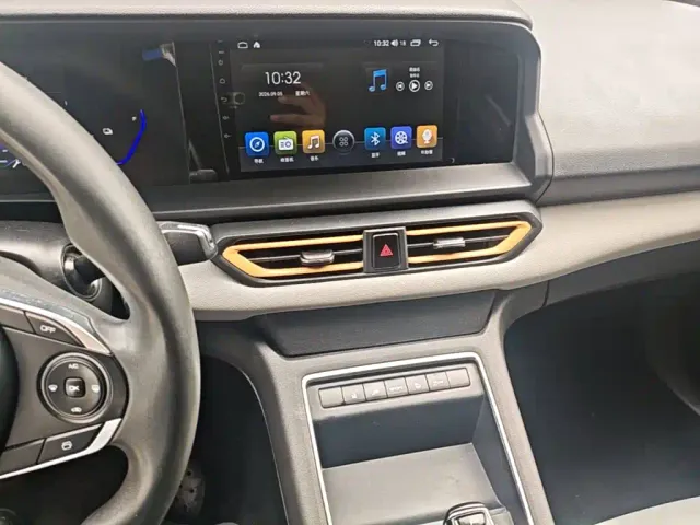Dongfeng Fengshen E70 — Фото автомобиля 12