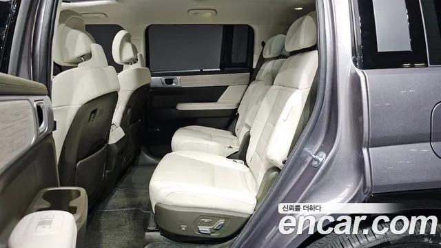 Hyundai Santafe Santa Fe (MX5) Бензин 2.5T 4WD — Фото автомобиля 20