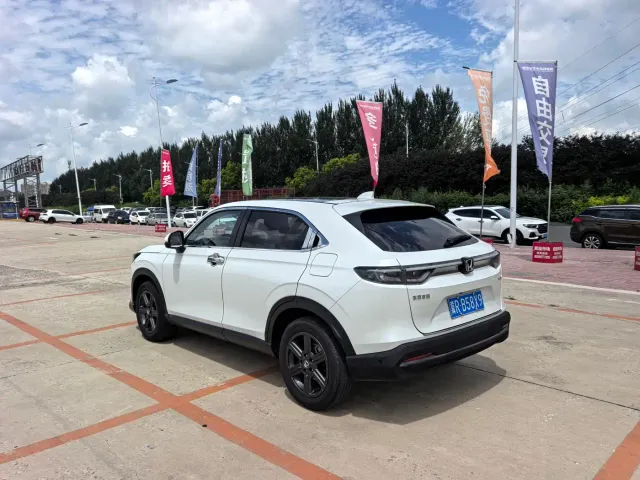 Honda XR-V — Фото автомобиля 6