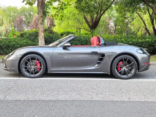 Porsche 718 — Фото автомобиля 4