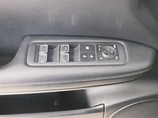 Lexus RX — Фото автомобиля 13