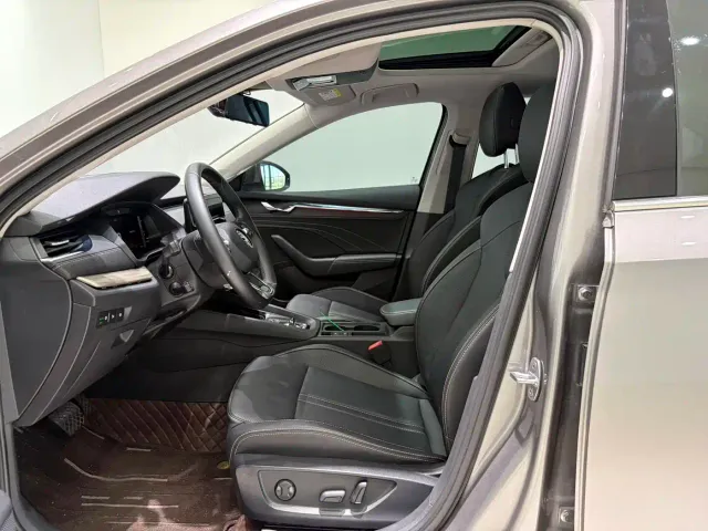 Skoda Octavia — Фото автомобиля 11