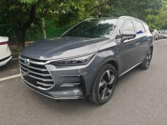 Фотография автомобиля — BYD Tang