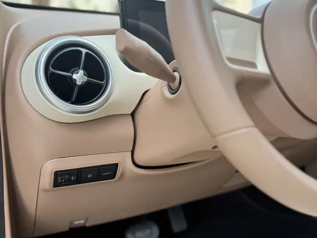 Wuling Hongguang Mini EV — Фото автомобиля 16