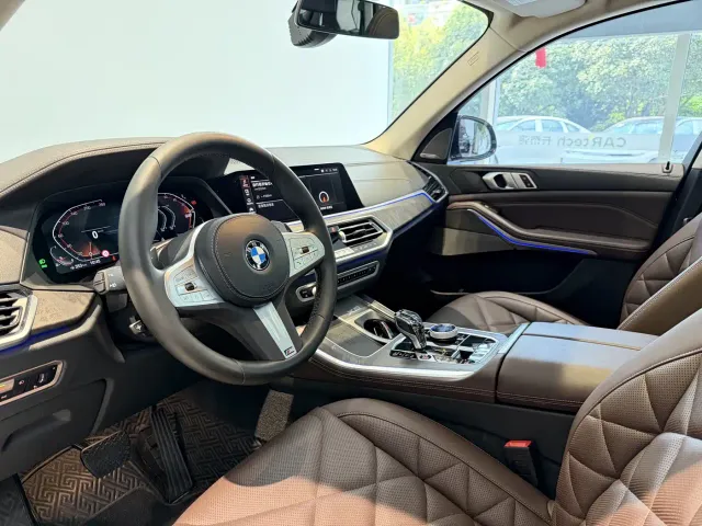 BMW X5 — Фото автомобиля 6