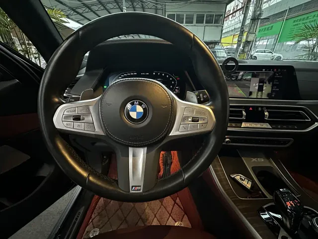 BMW X5 — Фото автомобиля 7