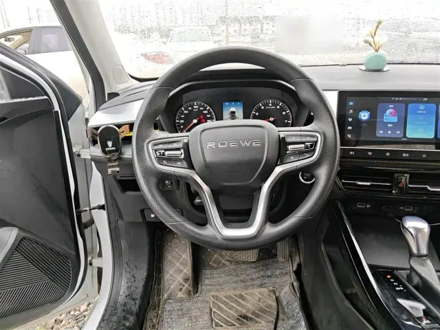 Roewe i5 — Фото автомобиля 2