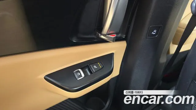 Kia Canival Carnival 4 поколение Бензин 9 мест Prestige — Фото автомобиля 17