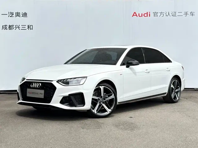 Фотография автомобиля — Audi A4L