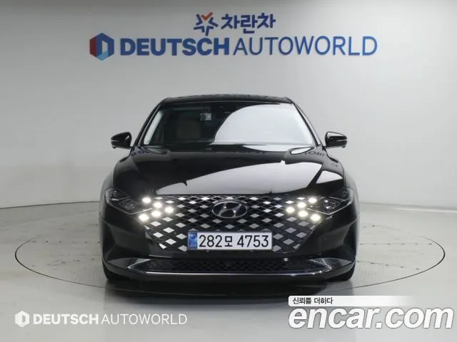 Hyundai Grandeur — Фото автомобиля 2
