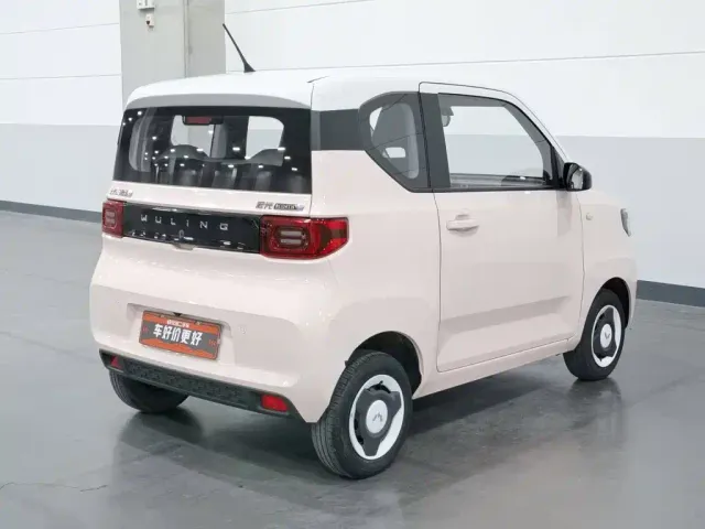Wuling Hongguang Mini EV — Фото автомобиля 2