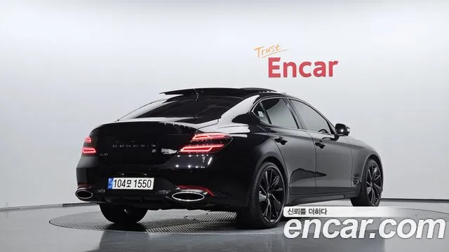 Genesis G70 New — Фото автомобиля 2