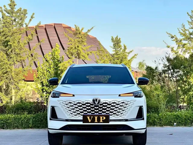 Changan CS55 Plus — Фото автомобиля 2