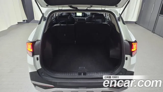 Kia Sportage Sportage 5-е поколение Бензин 1.6 турбо 2WD — Фото автомобиля 20
