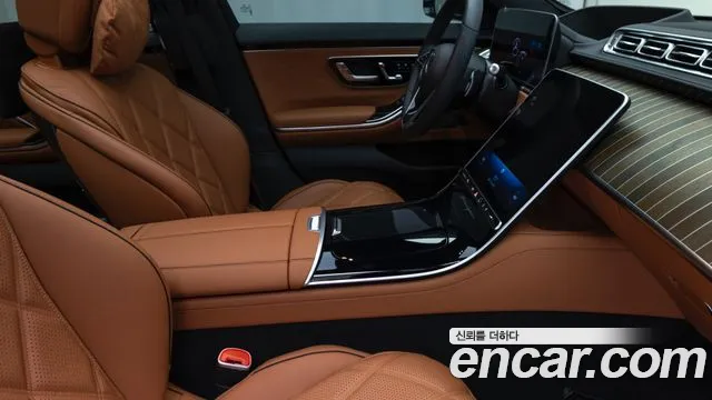 Mercedes-Benz S-Class — Фото автомобиля 12