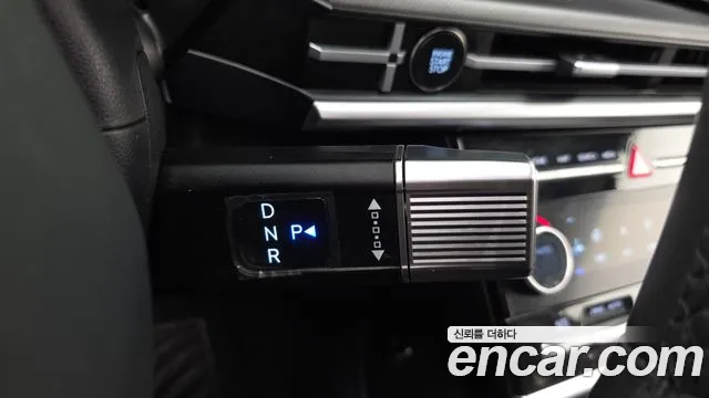 Hyundai Santa Fe MX5 — Фото автомобиля 12