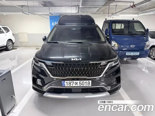 Фотография автомобиля — Kia Carnival