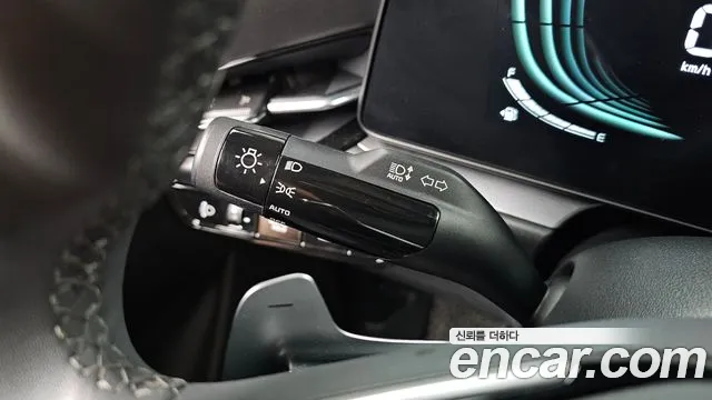 Kia Niro The All New — Фото автомобиля 29