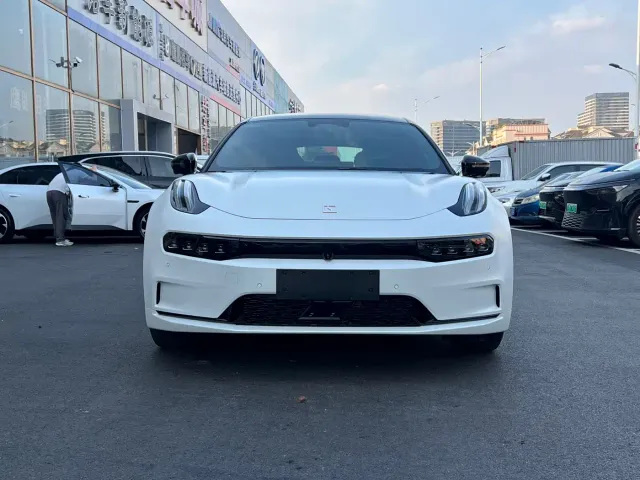 Фотография автомобиля — Zeekr 001