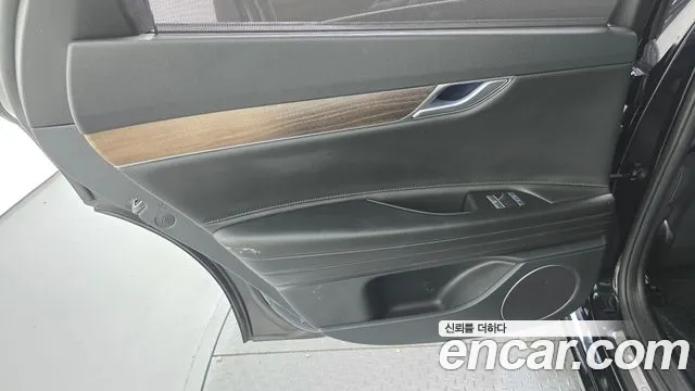 Genesis G80 RG3 — Фото автомобиля 14