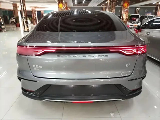 BYD Han — Фото автомобиля 5