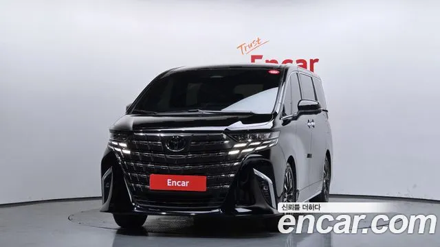 Toyota Alphard — Фото автомобиля 3
