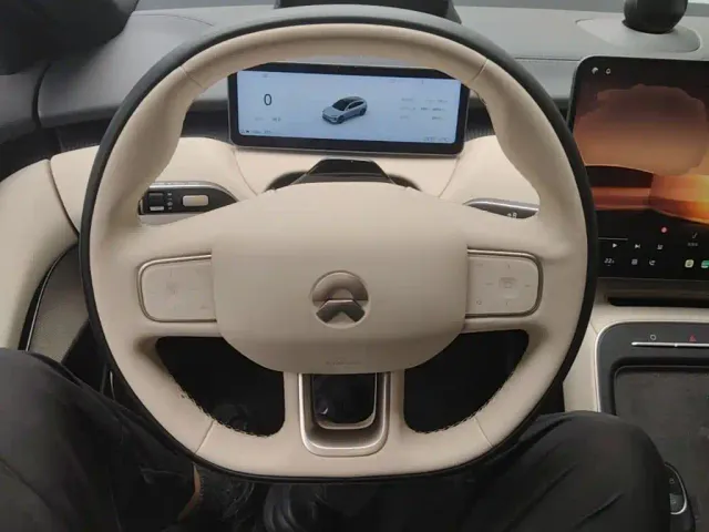 Nio ET5 Touring — Фото автомобиля 6