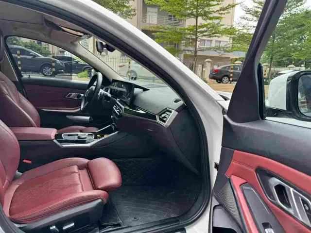BMW 3 Series — Фото автомобиля 8