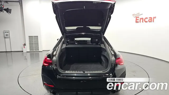 BMW 4-Series 4 серия (G22) 420i M Sport Pro Gran Coupe — Фото автомобиля 28