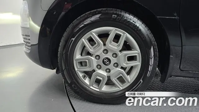 Hyundai Staria Staria Карго 3 места — Фото автомобиля 4