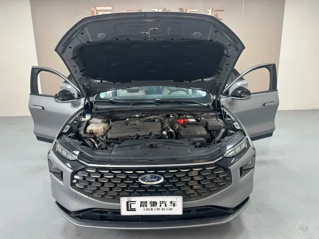 Ford Mondeo 2022 EcoBoost 245 Luxury Edition — Фото автомобиля 16