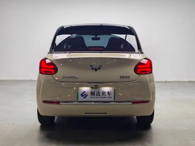 Wuling Bingo — Фото автомобиля 3