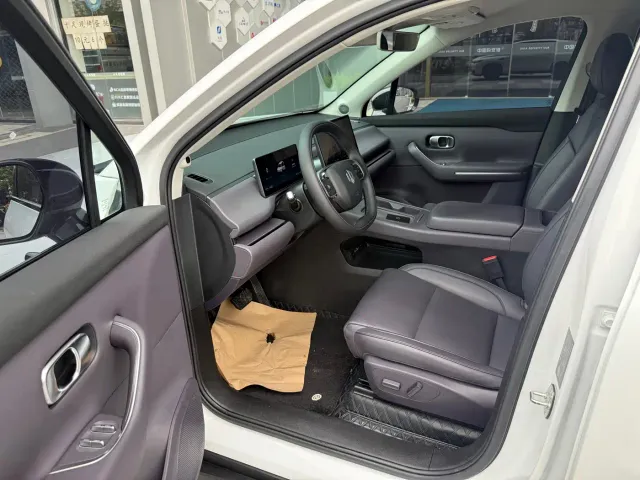 Leapmotor Leapmotor C10 2024 530 Comfort Edition — Фото автомобиля 4
