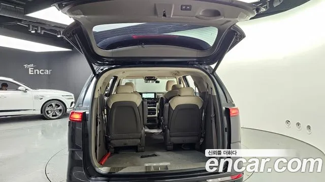 Kia Canival Carnival 4 поколение Бензин 9 мест Noblesse — Фото автомобиля 20