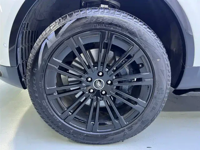 Land Rover Discovery — Фото автомобиля 26