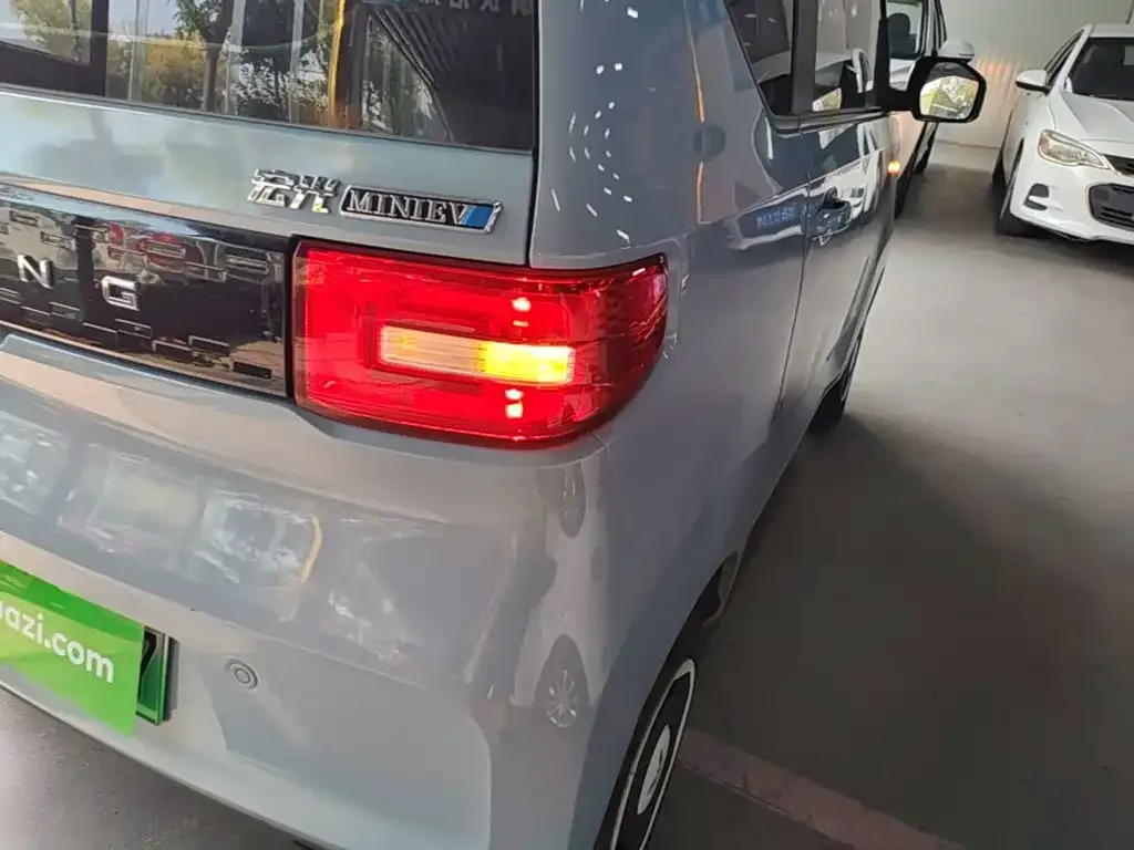 Wuling Motors Hongguang MINIEV 2022 Comfort LFP — Фото автомобиля 23