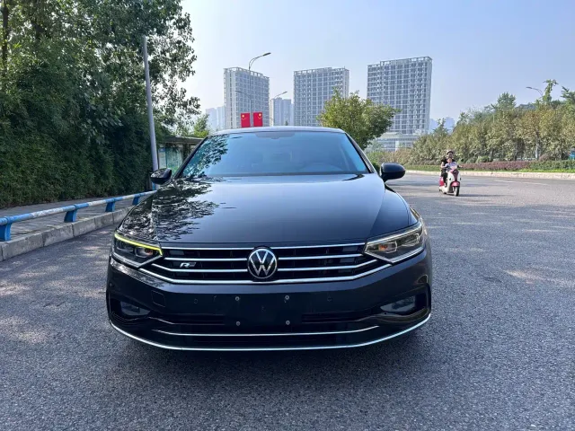 Volkswagen Magotan — Фото автомобиля 2