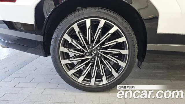 Hyundai Santafe Santa Fe (MX5) Бензин 2.5T 4WD — Фото автомобиля 4